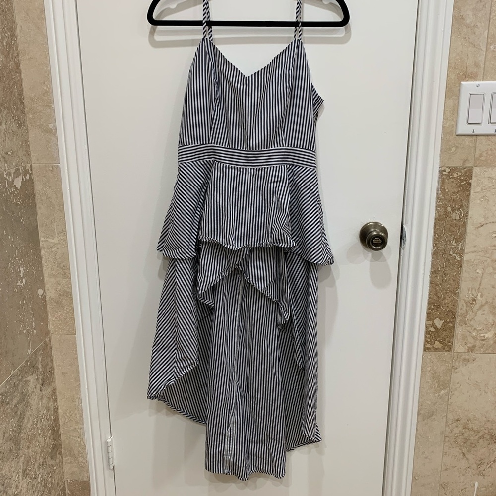 NWOT Long Flowing Top